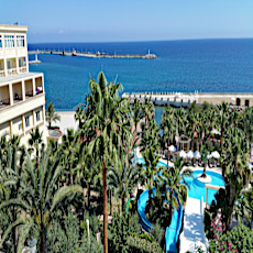 Oscar Resort Hotel